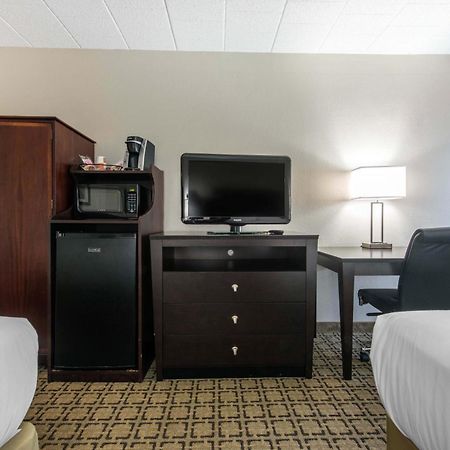 Clarion Inn Cranberry Township Ngoại thất bức ảnh