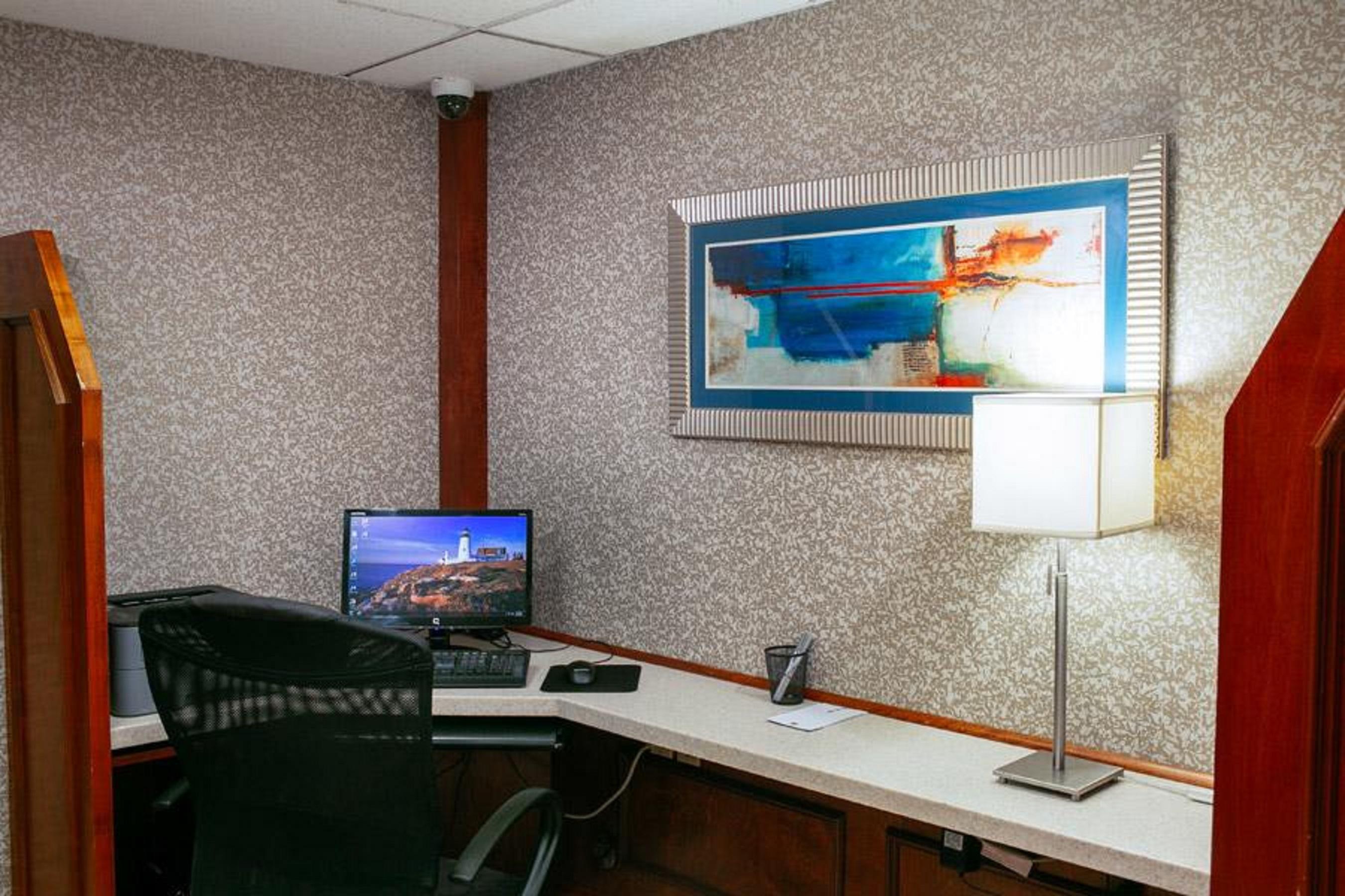Clarion Inn Cranberry Township Ngoại thất bức ảnh