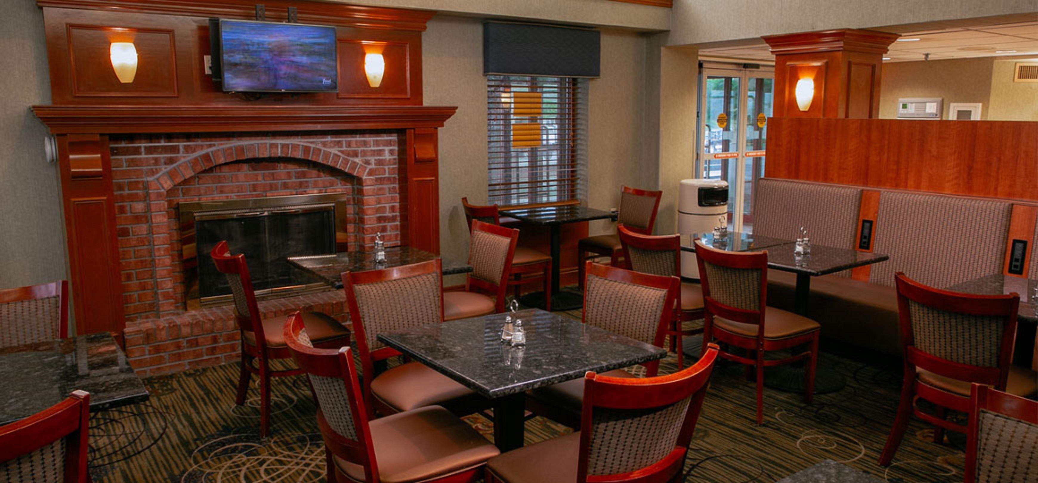 Clarion Inn Cranberry Township Ngoại thất bức ảnh