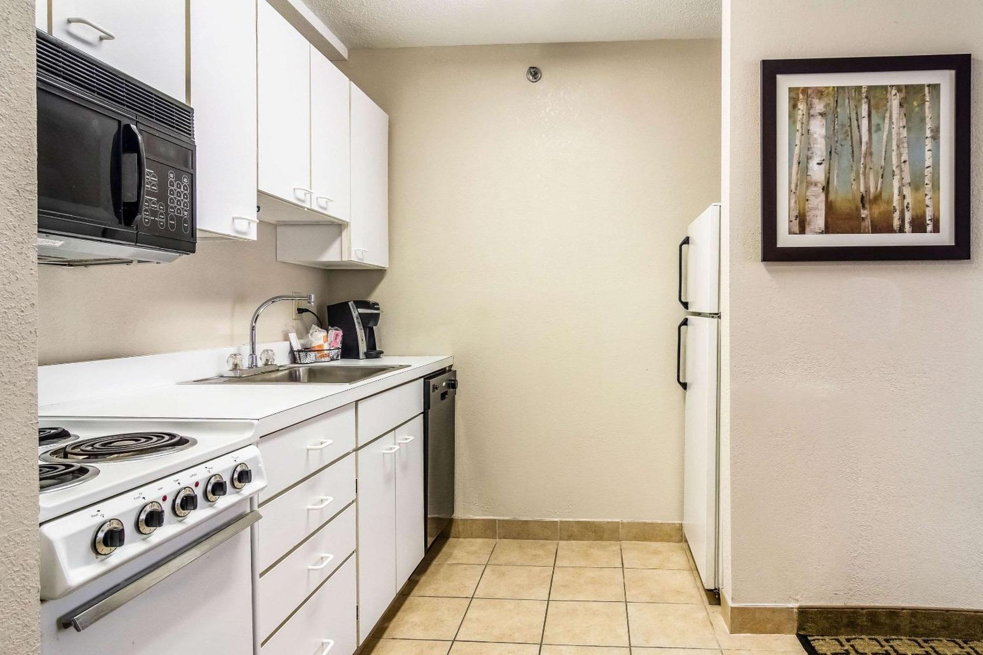 Clarion Inn Cranberry Township Ngoại thất bức ảnh