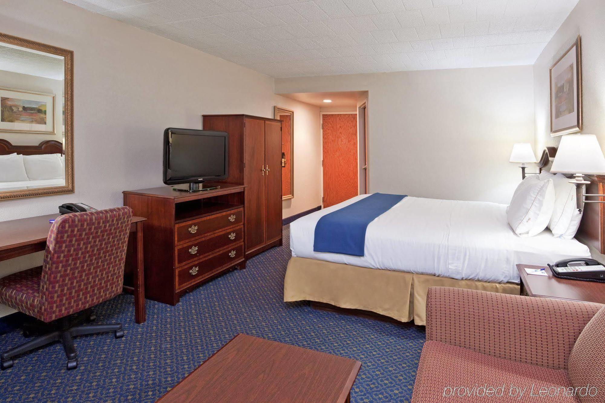 Clarion Inn Cranberry Township Ngoại thất bức ảnh