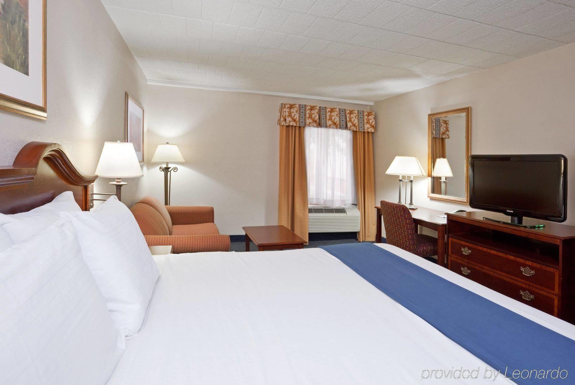 Clarion Inn Cranberry Township Ngoại thất bức ảnh
